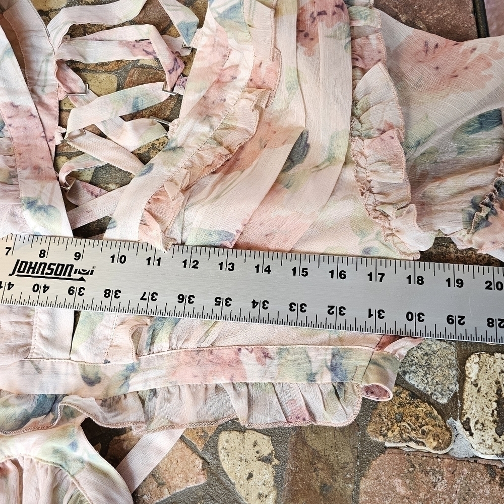 Ruffle Trim Lace-up back Floral Print Deep V-neck Waist Cutout, Size Medium - Picture 7 of 11